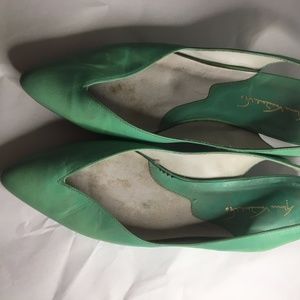 Gloria Vanderbilt Shoes